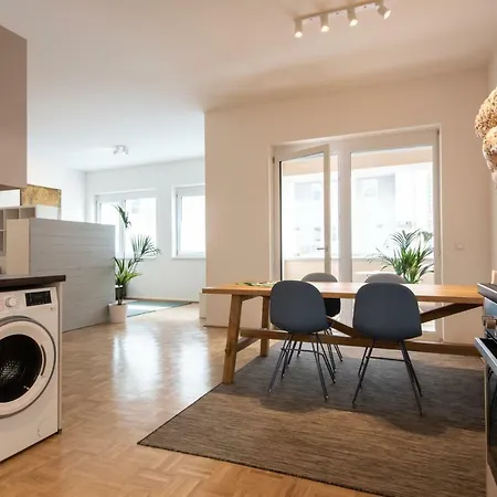 شقة City-apartment Neubaugasse - Private Parking Garage *